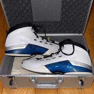 Air Jordan XVII 17 size 13 with original box, briefcase, 100% authentic